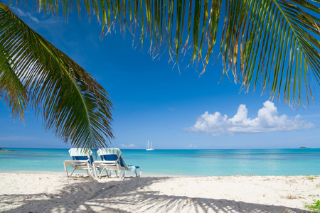 港口灯卡莱尔湾海滩-加勒比岛国巴巴多斯热带