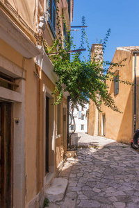 希腊科孚岛老城区的街道