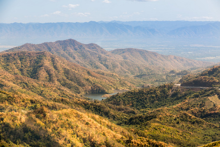 秋季彩林山