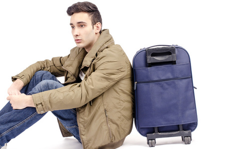 男子携带的行李和去度假旅游开始冒险之旅图片