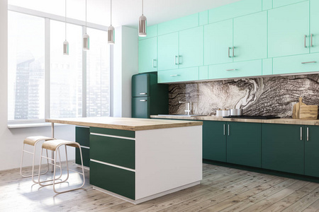 白色和大理石墙壁厨房内部与木地板, 绿色壁橱和台面, 和一个冰箱。岛的侧面视图。3d 渲染模拟