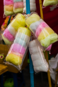 彩虹般的色彩的棉花糖