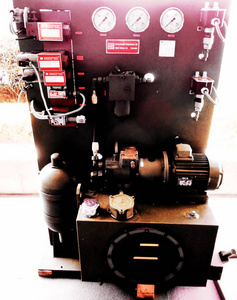 teleferico 系统的旧机器之一, 现在是博物馆展览的一部分。