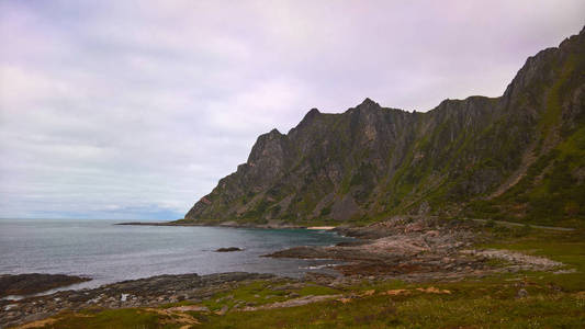 挪威 vesteralen Andoya 岛海岸线附近的景观