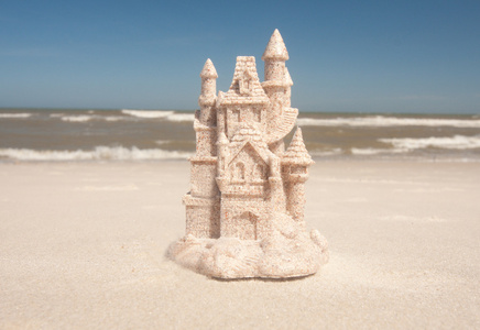 sandcastle 由海洋