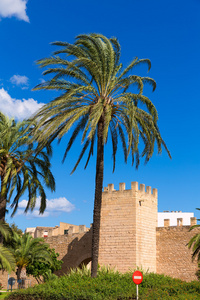 贝尼多姆老城 fortres 墙在马略卡岛马略卡岛