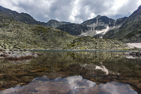 里拉山，musalenski 湖和大部分峰