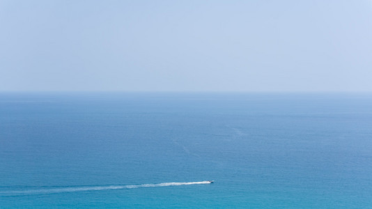 水平的海景