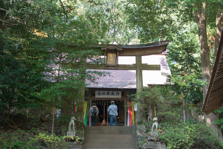 灶山神社，寄居，埼玉县日本