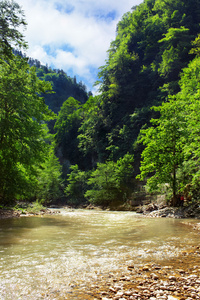 山区河流