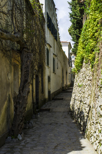 狭窄的街道，拉韦洛