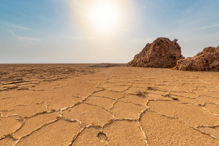 埃塞俄比亚达纳吉尔凹地凹陷盐的形成
