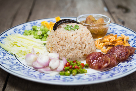 虾仁炒饭粘贴，泰式食物