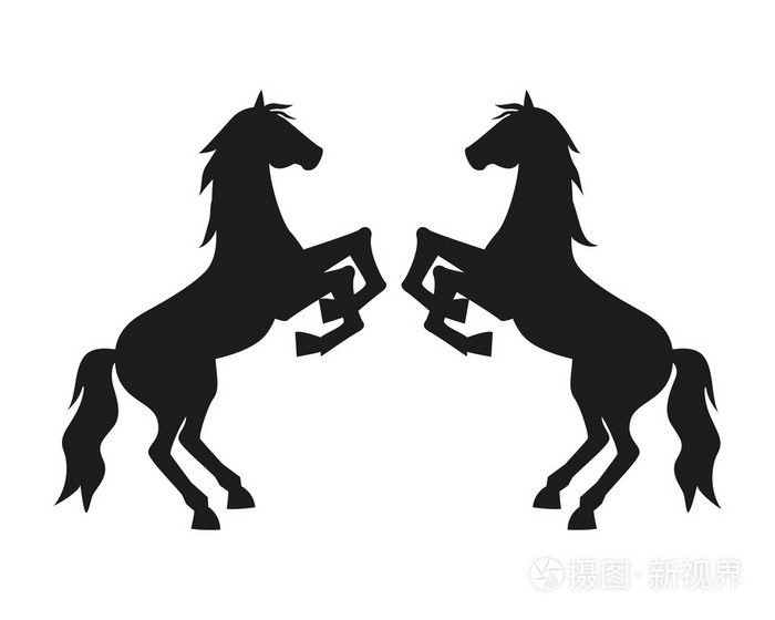 剪影饲养的两匹马