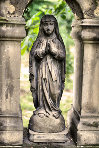 圣洁玛丽雕像