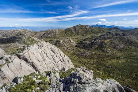 从坛岩 Itatiaia 国家公园中的视图