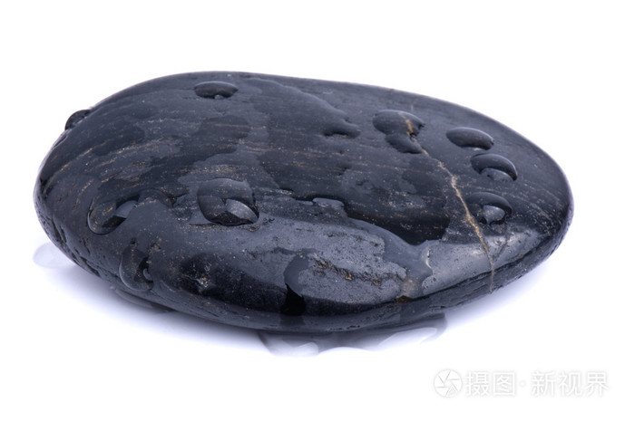 黑色的石头