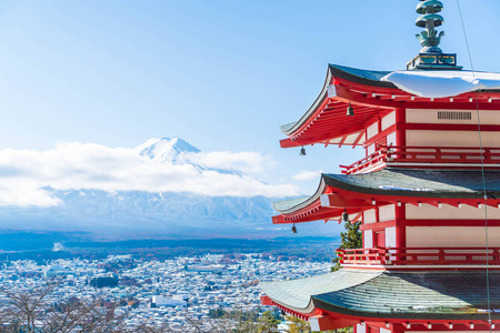 秋天的时候，吉田 Chureito Pagoda 与富士山