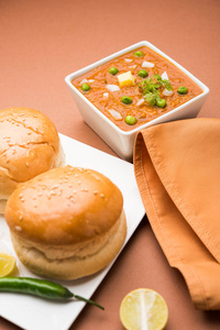 咖喱 Pav Bhaji 或 Paav Bhaji，印度街食品