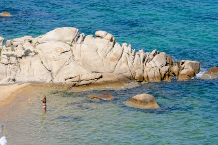 在撒丁岛 Cala dei 球童海夫人