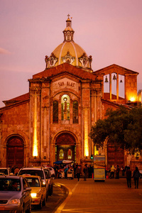 在厄瓜多尔昆卡的 San Blas 大教堂