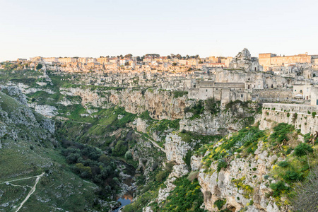 古代鬼镇的马泰拉 Sassi di Matera 反映到 re