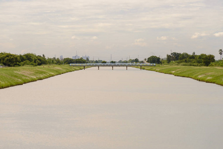 景观的水路运河在泰国