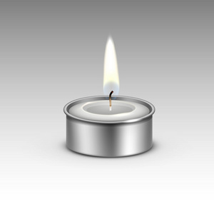 蜡烛在金属烛台火焰火光图片