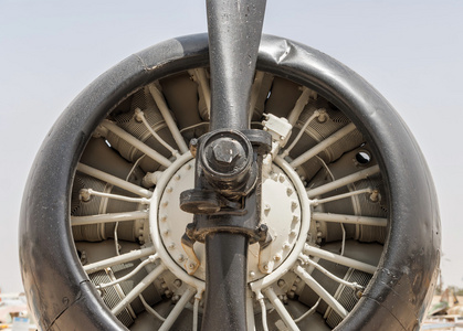 螺旋桨和老式飞机的引擎