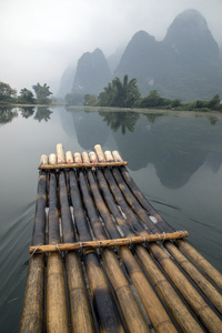 玉龙河竹筏漂流