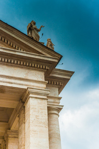 建筑细节的柱廊在梵蒂冈罗马，意大利