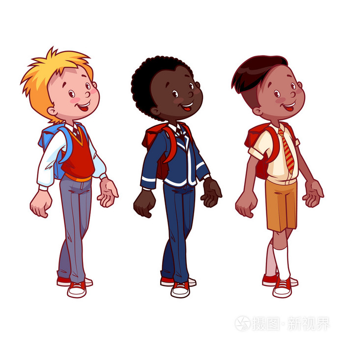 三个穿校服的可爱男孩.