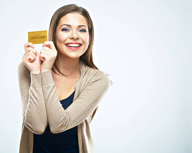 幸福的女人持有信用卡