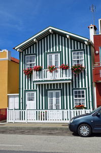 条纹的色房屋 哥斯达黎加新星，贝拉曾提起过，葡萄牙 Eur