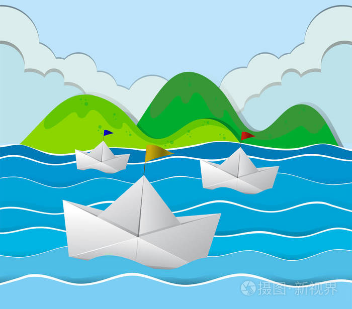 三个纸船漂浮在海面上