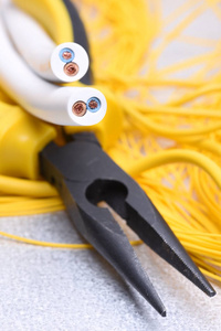 工具和用电回家安装电缆