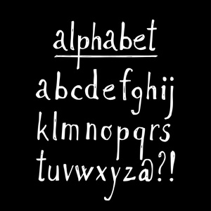 粉笔绘的字体 孤立的矢量字母表字母和符号