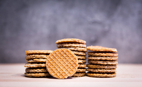 自制 stroopwafel 小吃