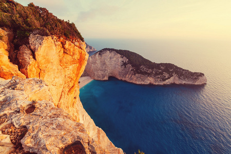 美丽的 Navagio 海滩