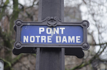 巴黎圣母院桥从标志