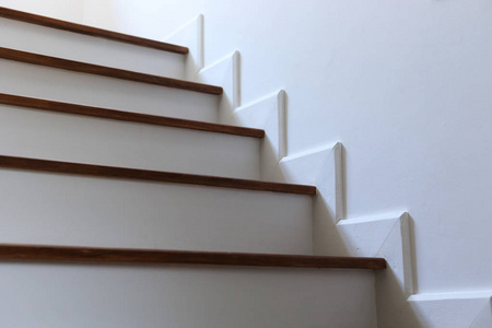在住宅物业的木楼梯的设计