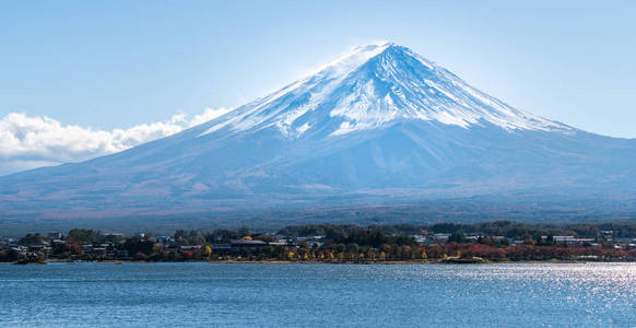 秋天的颜色，日本的富士山