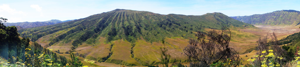 印度尼西亚山火山