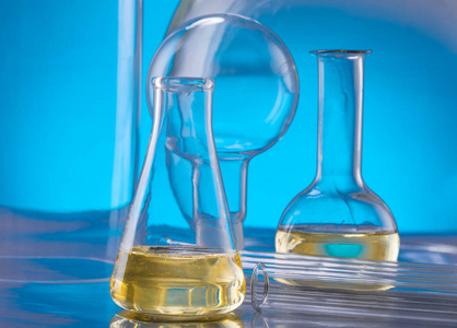 实验室玻璃器皿 科学实验室的研究与开发的让步