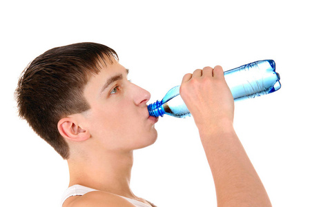 青少年与瓶水