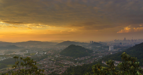 吉隆坡城市视图从 Tabur 希尔西