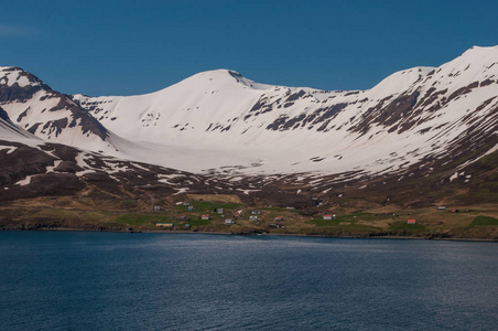在 olafsfjordur 在冰岛克莱瓦村
