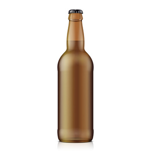 玻璃啤酒棕色瓶白色背景隔离。 准备就绪