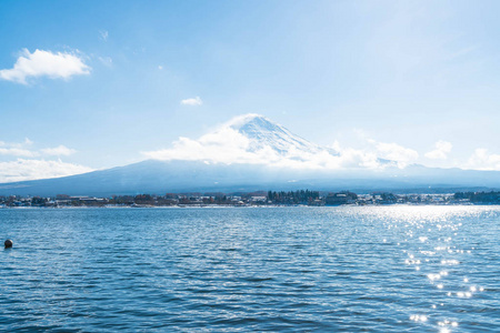 在河口湖山富士 San