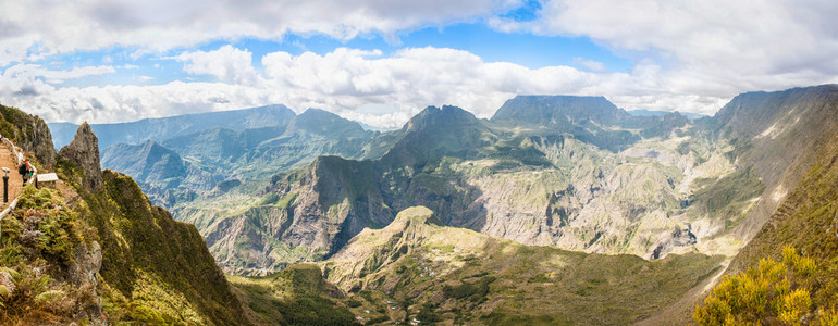 Mafate 马戏团，留尼汪岛的全景